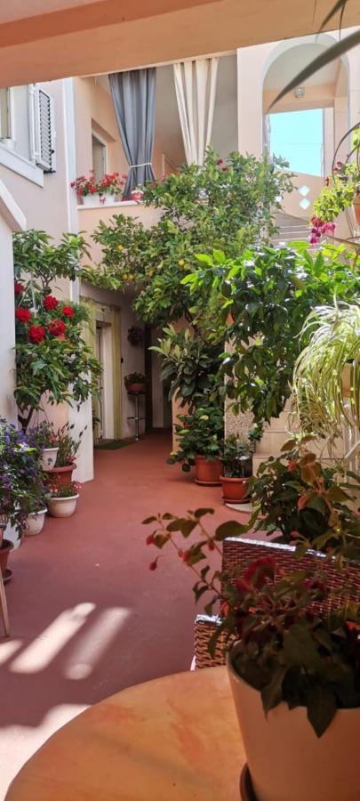 Apartments Kontrada Posedarje Ngoại thất bức ảnh
